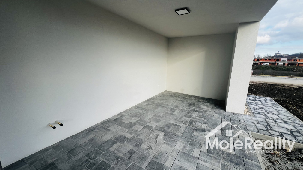 Posledný voľný luxusný 5-izb. rodinný dom v novej lokalite v blízkosti centra mesta Trenčín