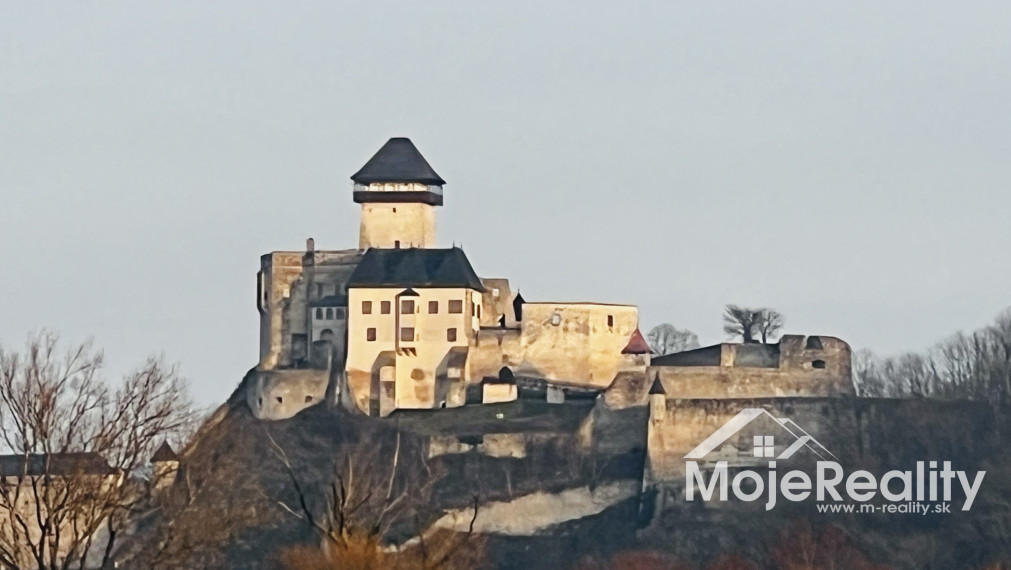 Posledný voľný luxusný 5-izb. rodinný dom v novej lokalite v blízkosti centra mesta Trenčín