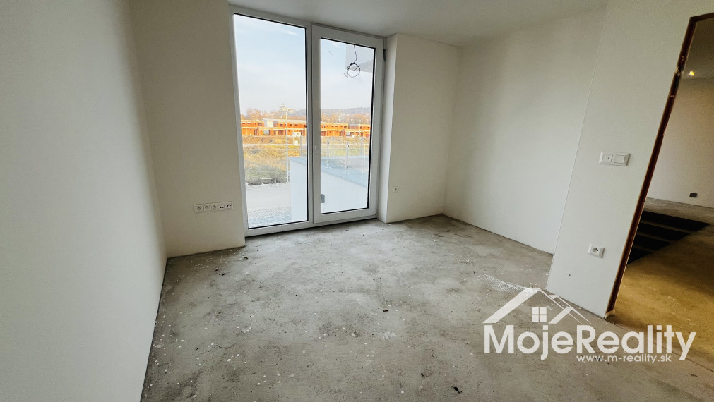 Posledný voľný luxusný 5-izb. rodinný dom v novej lokalite v blízkosti centra mesta Trenčín