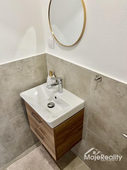 Na prenájom nádherný 2-izbový mezonetový byt pre náročného klienta