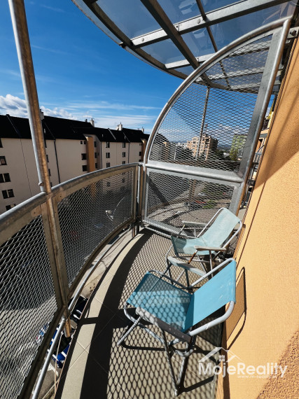 Znížená cena. Neštandardný 3 izbový mezonetový byt Trenčín - JUH