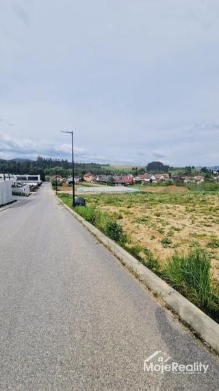 Exkluzívny stavebný pozemok v obci VALČA