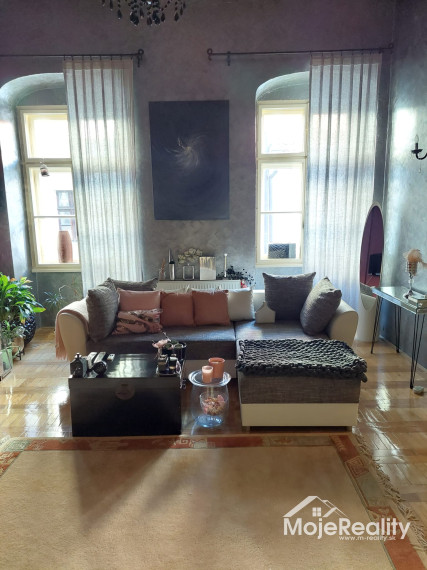 Bratislava-Staré Mesto - Luxusný  4 izb. byt 128 m2-  v centre mesta
