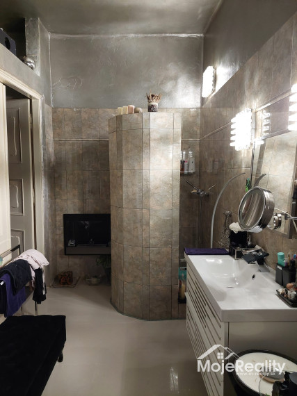 Bratislava-Staré Mesto - Luxusný  4 izb. byt 128 m2-  v centre mesta