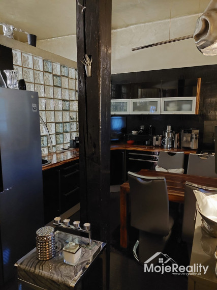 Bratislava-Staré Mesto - Luxusný  4 izb. byt 128 m2-  v centre mesta