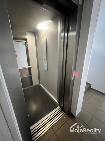 Prenájom 2 izbový byt Novostavba, Trenčín – ul. Veľkomoravská