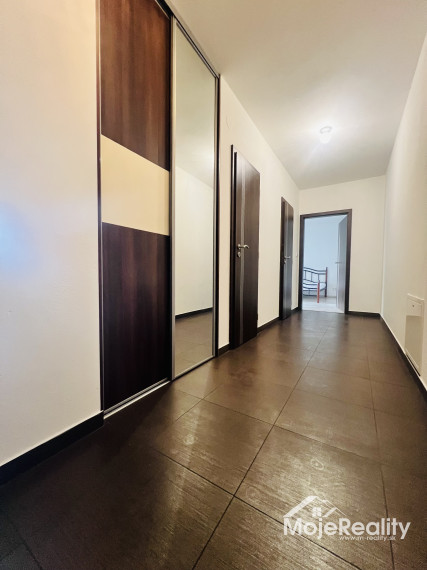 Prenájom 2 izbový byt Novostavba, Trenčín – ul. Veľkomoravská