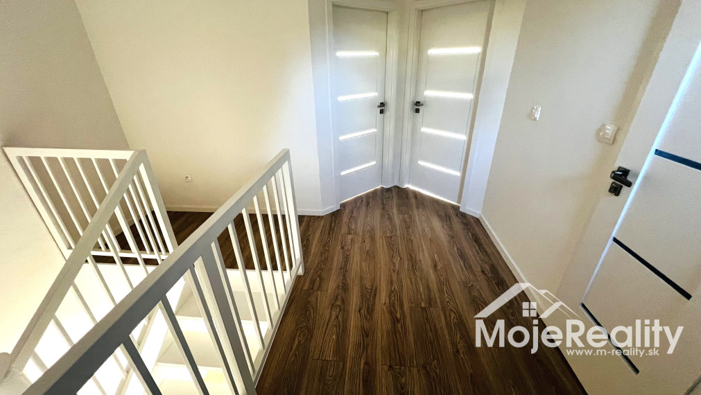 Predaný_Byt, ktorý len tak ľahko na trhu nenájdete! 3+1 MEZONET Trenčín