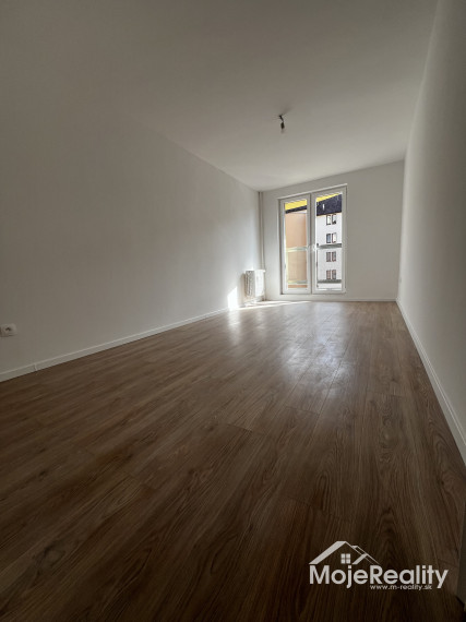 Predaný_Byt, ktorý len tak ľahko na trhu nenájdete! 3+1 MEZONET Trenčín