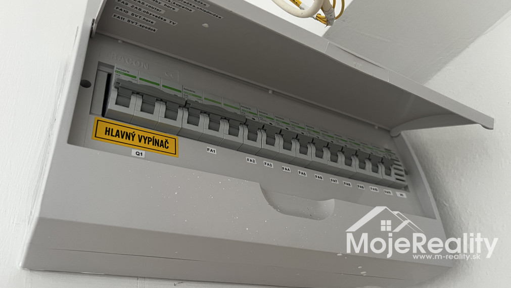 Predaný_Byt, ktorý len tak ľahko na trhu nenájdete! 3+1 MEZONET Trenčín