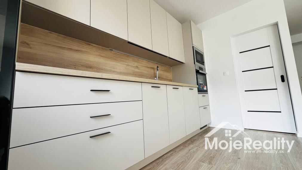 Predaný_Byt, ktorý len tak ľahko na trhu nenájdete! 3+1 MEZONET Trenčín