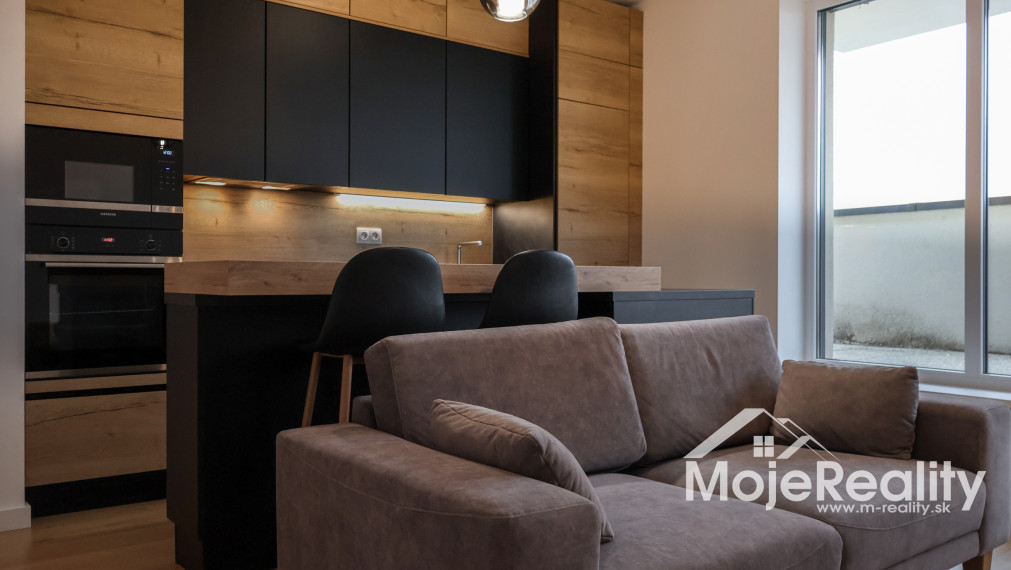 Výnimočná ponuka! Luxusný 2-izbový byt s veľkou terasou, garážou/vlastným parkovacím státím. Rezidencia Vinohrady – ul. Rulandská