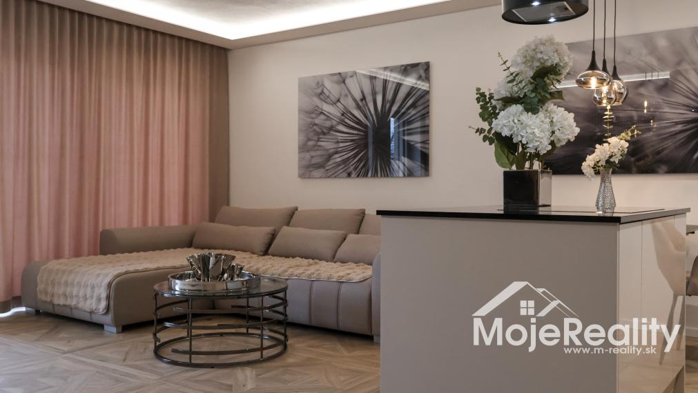 3 izb. mezonetový byto-dom s bazénom, garážou, terasou v komplexe Rezidencia Biskupická 7 IBV