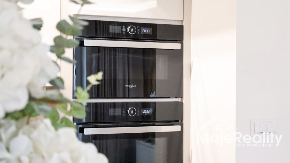 3 izb. mezonetový byto-dom s bazénom, garážou, terasou v komplexe Rezidencia Biskupická 7 IBV