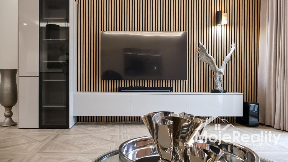 3 izb. mezonetový byto-dom s bazénom, garážou, terasou v komplexe Rezidencia Biskupická 7 IBV