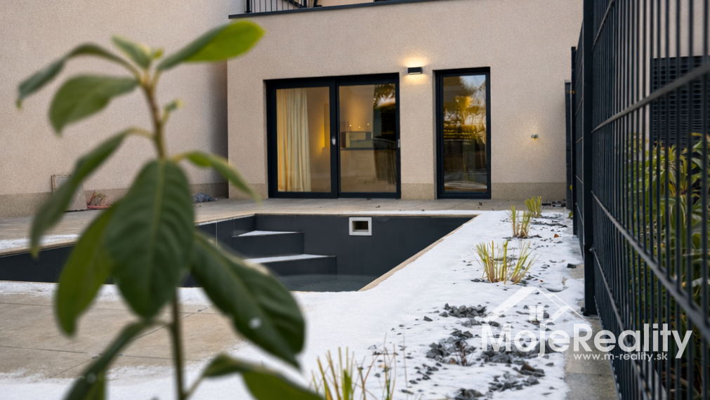 3 izb. mezonetový byto-dom s bazénom, garážou, terasou v komplexe Rezidencia Biskupická 7 IBV