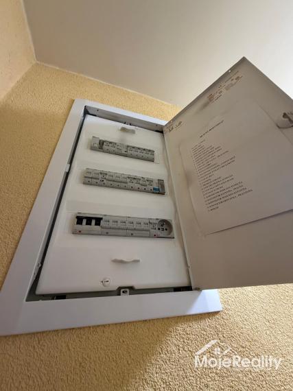 3 izbový byt s garážou a záhradou – Dežerice, okres Bánovce nad Bebravou