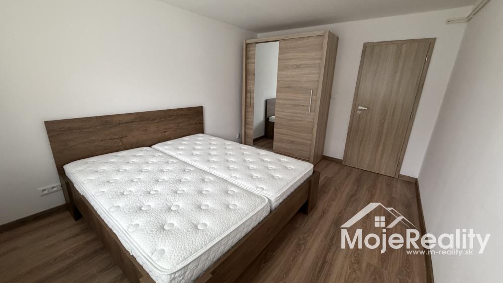 Na prenájom: kompletne zrekonštruovaný 2-izbový byt – Trenčín, Dlhé Hony