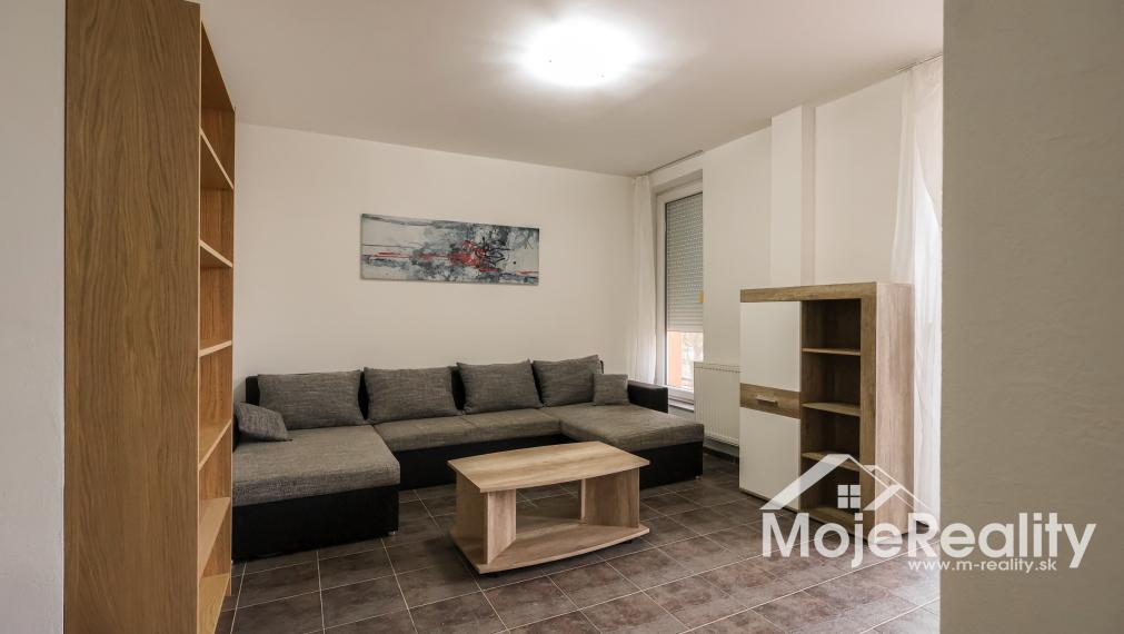 Kompletne vybavený a zariadený 2 izbový byt VILLA PARK Trenčín