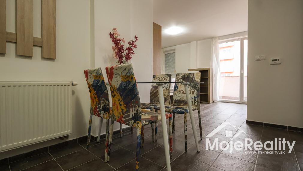 Kompletne vybavený a zariadený 2 izbový byt VILLA PARK Trenčín