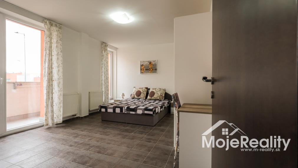 Kompletne vybavený a zariadený 2 izbový byt VILLA PARK Trenčín