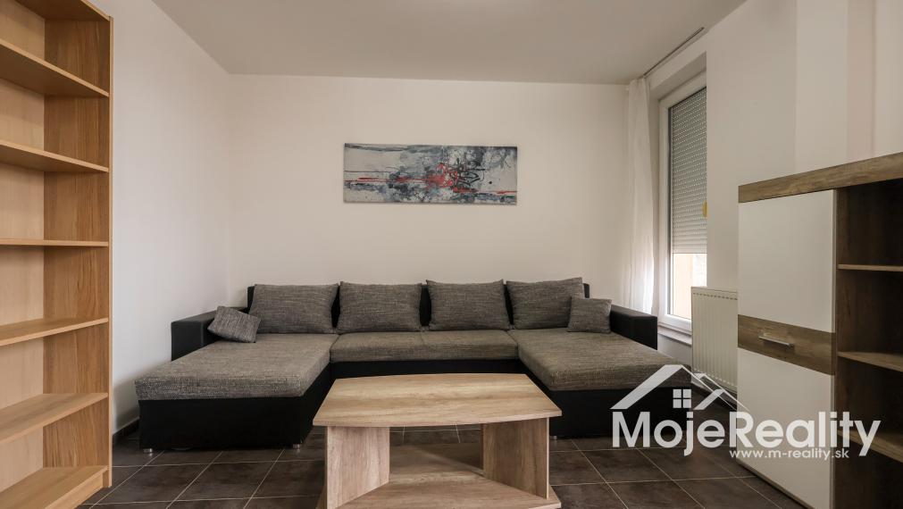 Kompletne vybavený a zariadený 2 izbový byt VILLA PARK Trenčín