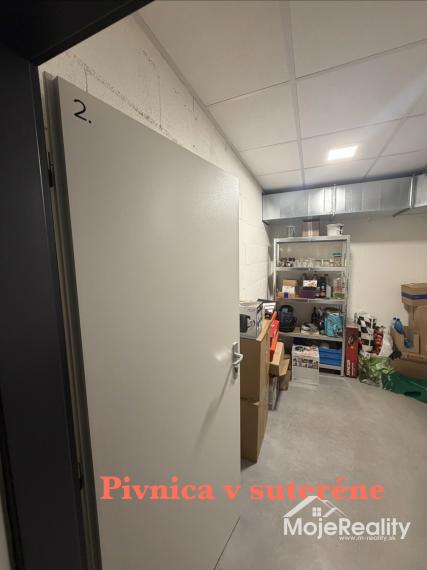 Prenájom 2 izbový byt s parkovacím miestom Novostavba Halalovka JUH Trenčín