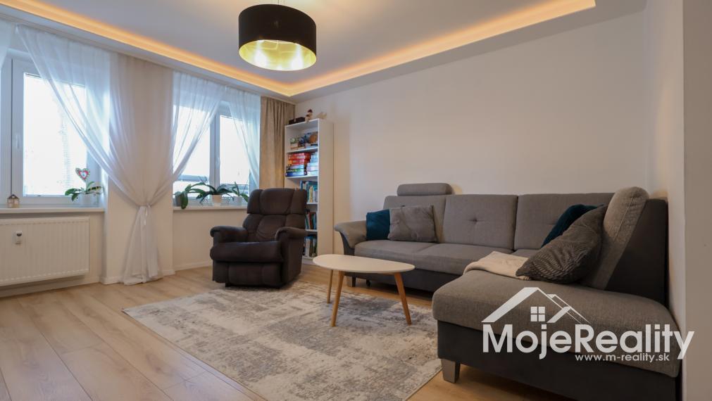 Trenčín/Centrum - priestranný 3-izbový byt na predaj – ul. 28. októbra