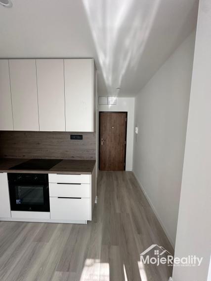 Na prenájom 2 izbový zariadený byt, K Výstavisku, Trenčín