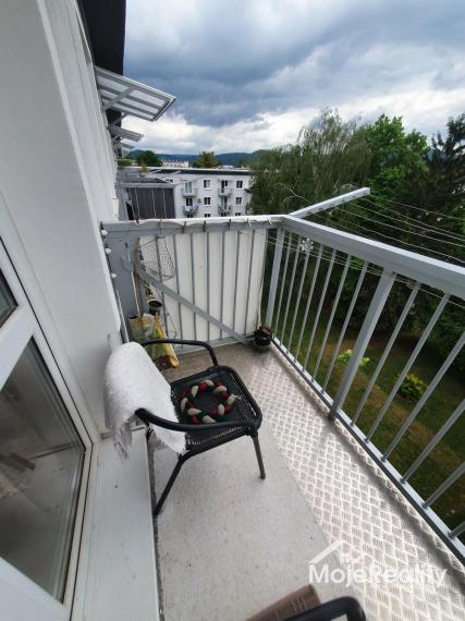 3-izb. tehlový byt , 76 m2, s výhľadom na Váh a Trenčiansky hrad | Sihoť I – Trenčín