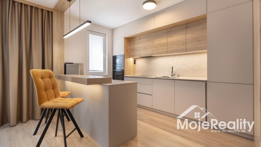 Na prenájom - Trenčín / JUH - prémiový mezonetový 3 izb.  byt - 91m2