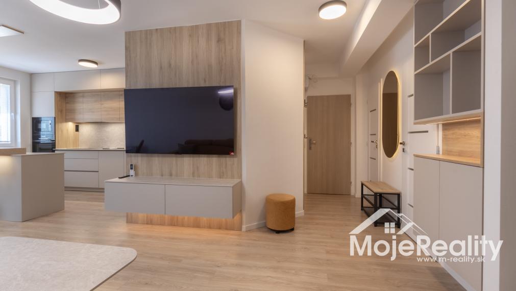 Na prenájom - Trenčín / JUH - prémiový mezonetový 3 izb.  byt - 91m2