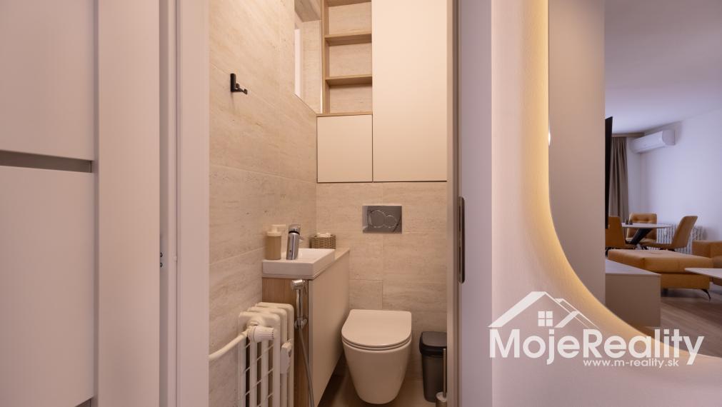 Na prenájom - Trenčín / JUH - prémiový mezonetový 3 izb.  byt - 91m2