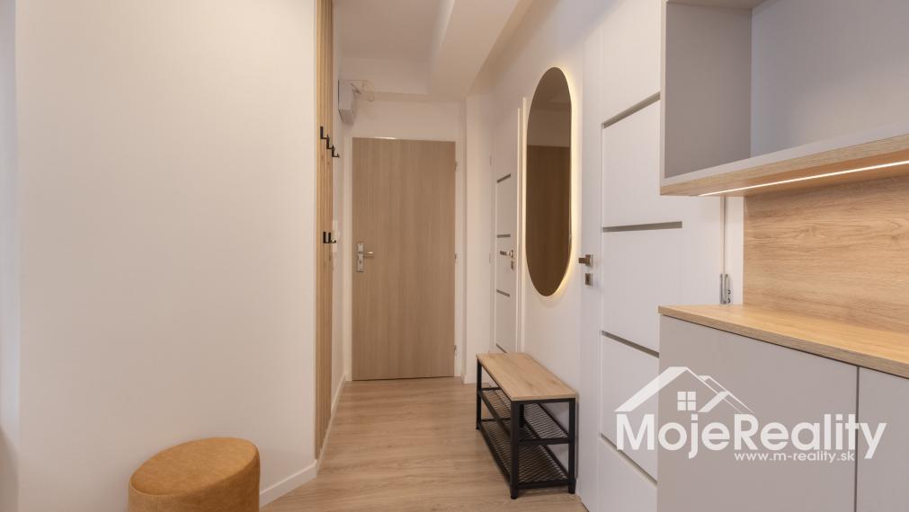 Na prenájom - Trenčín / JUH - prémiový mezonetový 3 izb.  byt - 91m2