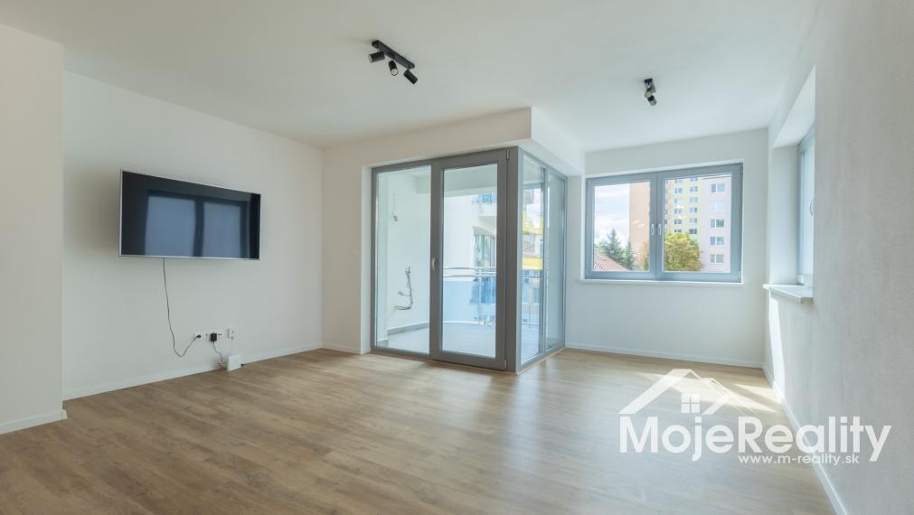 CENTRUM TRENČÍNA | 3-izbová novostavba s 20 m² terás a garážovým státím