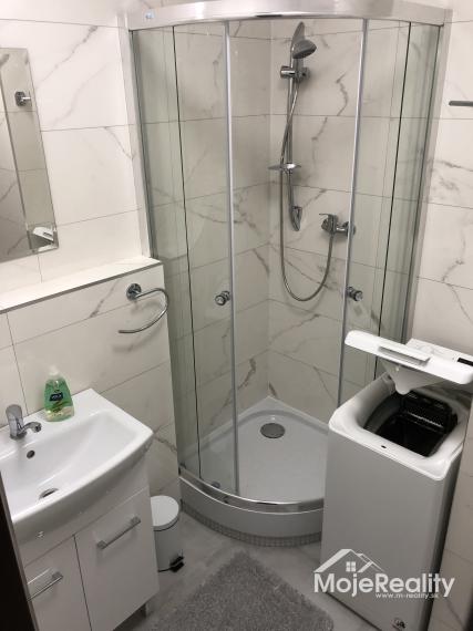 Prenájom 1 izbového bytu Kyjevská - JUH, Trenčín