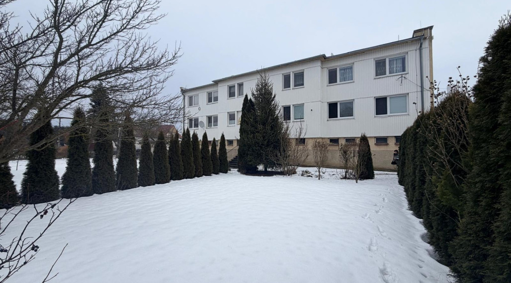 3 izbový byt s garážou a záhradou – Dežerice, okres Bánovce nad Bebravou