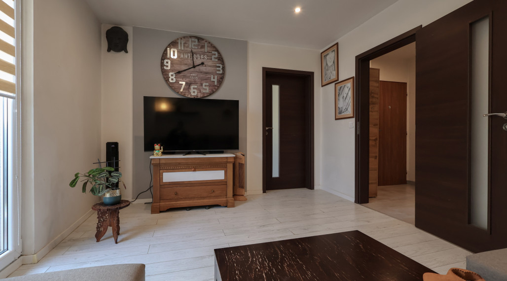 Trenčín/Sihoť - na predaj útulný 3-izbový byt s balkónom, ul. Clementisova