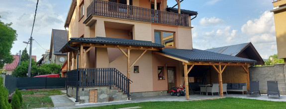 Plne zariadený 4 izb. rodinný dom -Diviaky nad Nitricou / časť Ješkova Ves