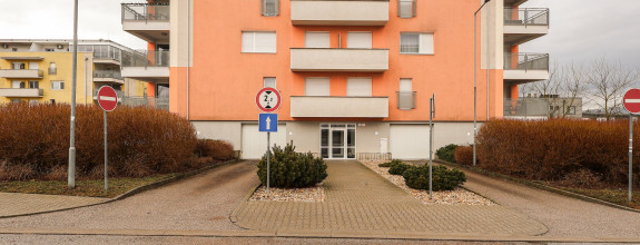 Kompletne vybavený a zariadený 2 izbový byt VILLA PARK Trenčín