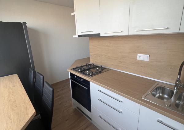 Prenájom novozrekonštruovaný 2 izb. byt Soblahovská, Trenčín