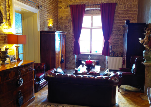 Bratislava-Staré Mesto - Luxusný  4 izb. byt 128 m2-  v centre mesta