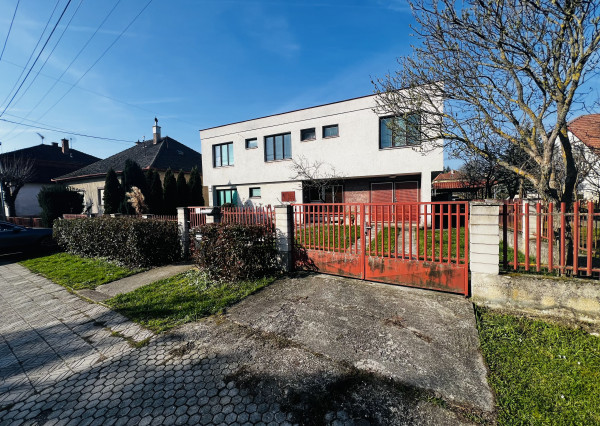 Znížená cena 5-izb. rodinný dom, D. Ozorovce, Bánovce n.B.