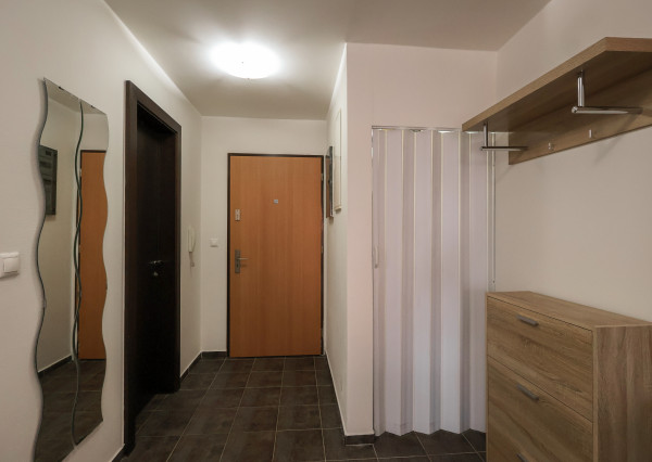 Kompletne vybavený a zariadený 2 izbový byt VILLA PARK Trenčín