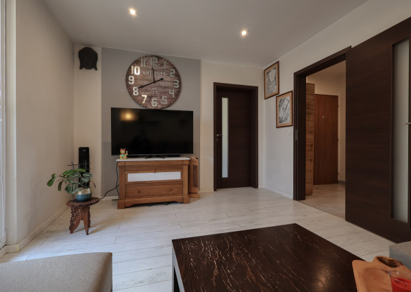 Trenčín/Sihoť - na predaj útulný 3-izbový byt s balkónom, ul. Clementisova